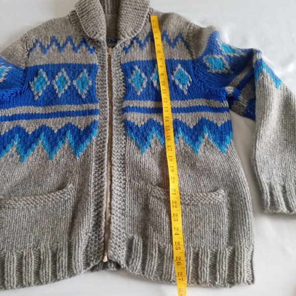 Vintage 1960s Mary Maxim handknit Full Zip  Cowichan cardigan sweater /jacket - Picture 4 of 8